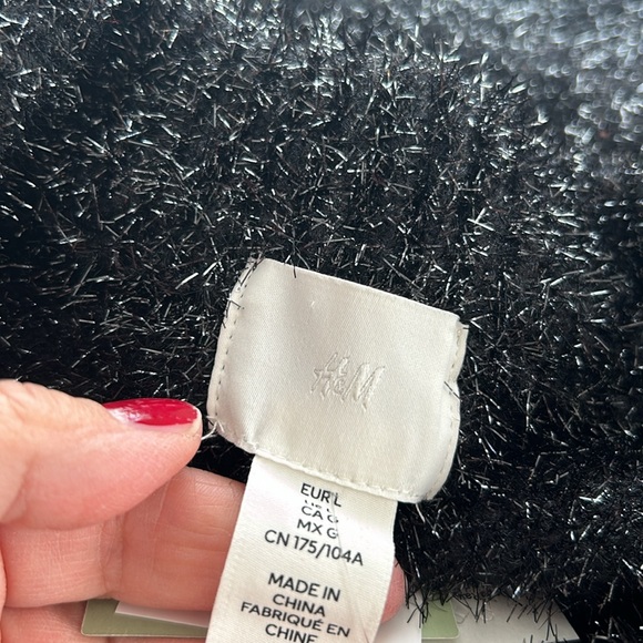 H&M black/silver glittery sweater size large - Picture 8 of 9